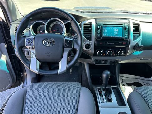 Used 2015 Toyota Tacoma 4x4 Double Cab image 15