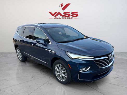 Used 2022 Buick Enclave Premium w/ Experience Buick Package FWD image 7