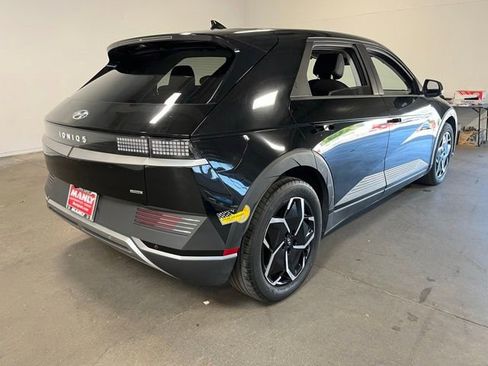 Used 2022 Hyundai Ioniq 5 SE w/ Cargo Package AWD/4WD image 3