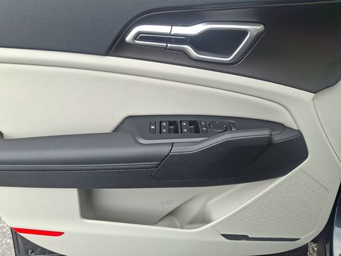 New 2026 Kia Sportage EX w/ EX Panoramic Sunroof Package image 13