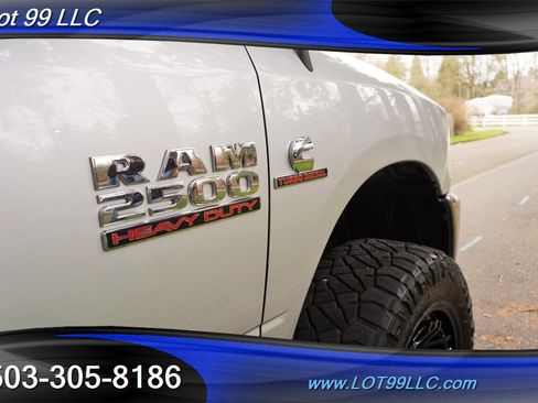 Used 2018 RAM 2500 Tradesman w/ Chrome Appearance Group image 34