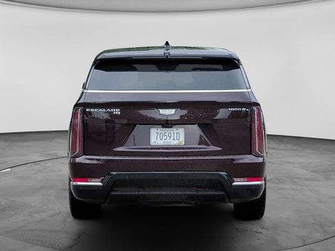 Used 2025 Cadillac Escalade IQ Luxury 2 w/ LPO, Premium Carpet Package AWD/4WD image 6