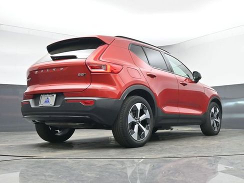 Used 2023 Volvo XC40 B5 Plus w/ Driver Assist Package AWD/4WD image 41