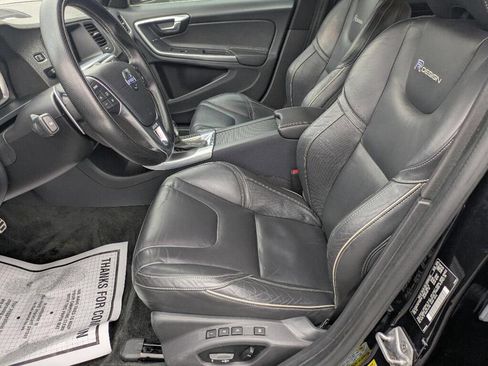 Used 2015 Volvo S60 T6 R-Design Platinum image 9
