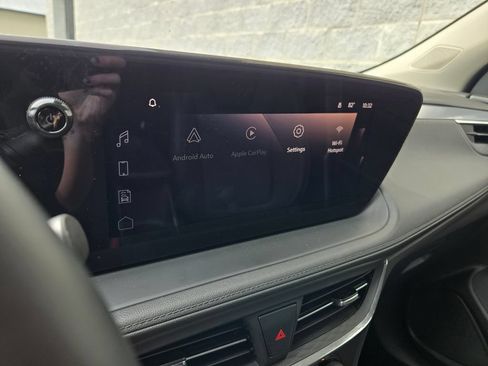 Used 2025 Buick Encore GX Preferred AWD/4WD image 24