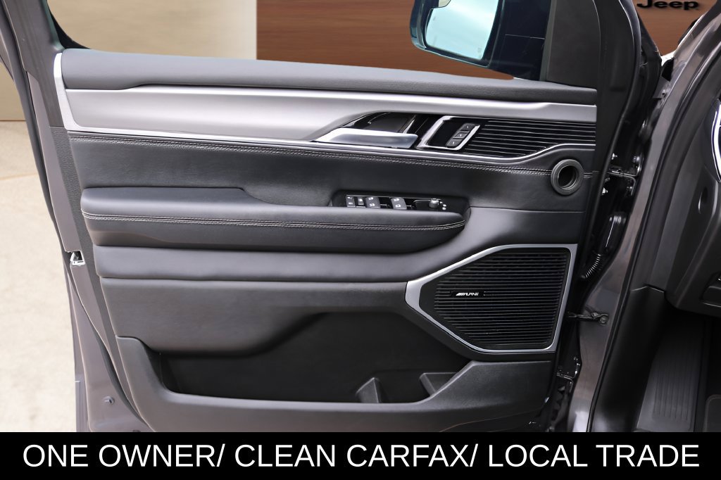 Used 2024 Jeep Wagoneer Series II RWD image 10