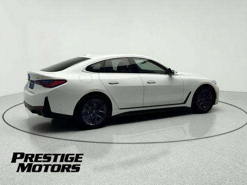 Used 2024 BMW i4 xDrive40i AWD/4WD image 8