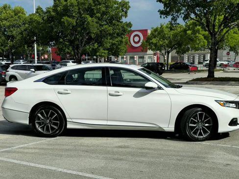 Used 2021 Honda Accord EX-L image 5