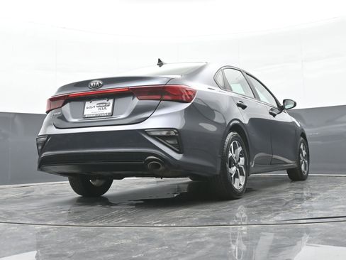Used 2020 Kia Forte LXS FWD image 39