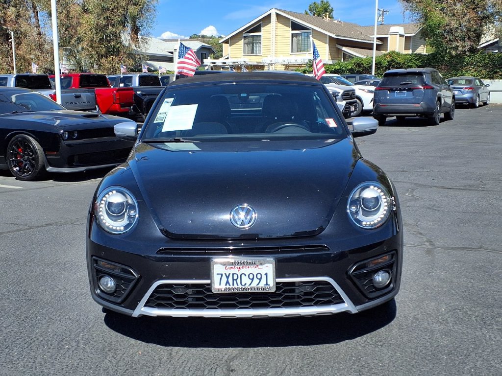 Used 2017 Volkswagen Beetle 1.8T Dune FWD image 2