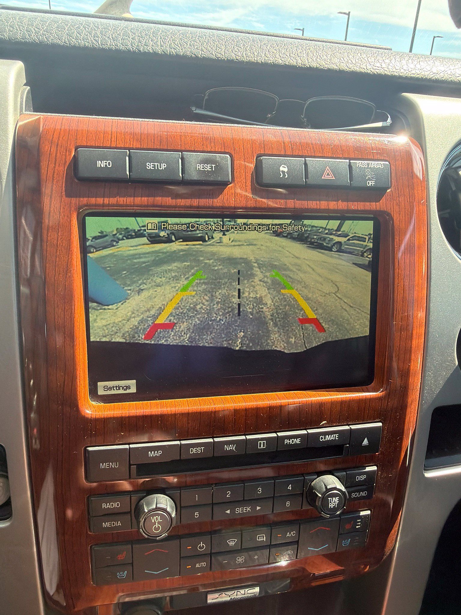 Used 2009 Ford F150 Lariat AWD/4WD image 9