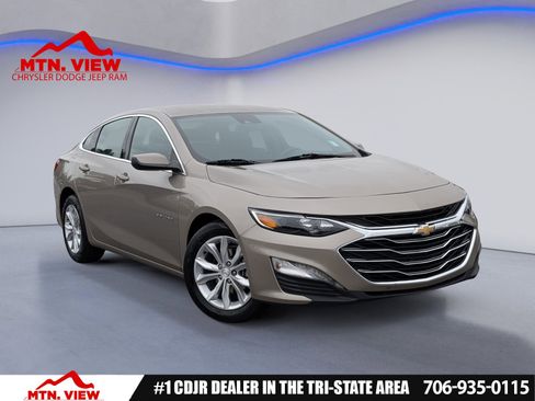Used 2025 Chevrolet Malibu LT image 1