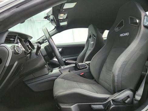 Used 2017 Ford Mustang GT w/ GT Performance Package RWD image 11