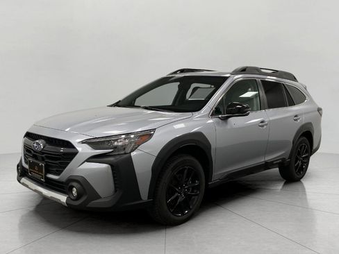 Used 2023 Subaru Outback Limited AWD/4WD image 10