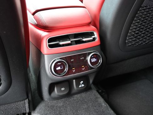 Used 2023 Genesis GV70 2.5T w/ Sport Prestige Package AWD/4WD image 25