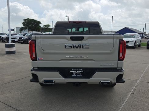 Used 2026 GMC Sierra 1500 Denali Ultimate AWD/4WD image 5