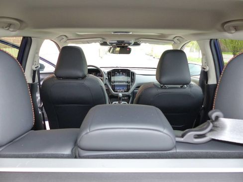 Used 2024 Subaru Crosstrek 2.5i Limited AWD/4WD image 38