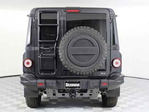 New 2025 INEOS Grenadier Fieldmaster Edition image 5