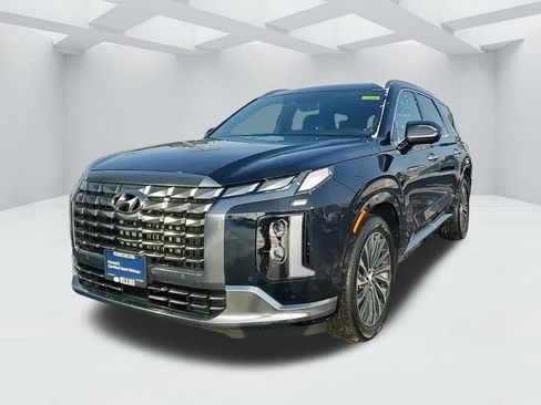 Certified 2025 Hyundai Palisade Calligraphy image 9