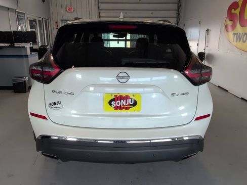 Used 2024 Nissan Murano SV AWD/4WD image 4