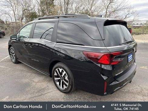 New 2026 Honda Odyssey EX-L image 9