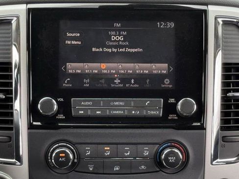 Used 2021 Nissan Titan SV w/ Accessory Utility Package image 16