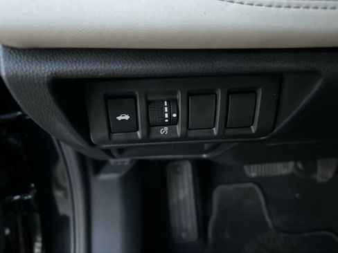 Certified 2023 Subaru Legacy Limited image 17