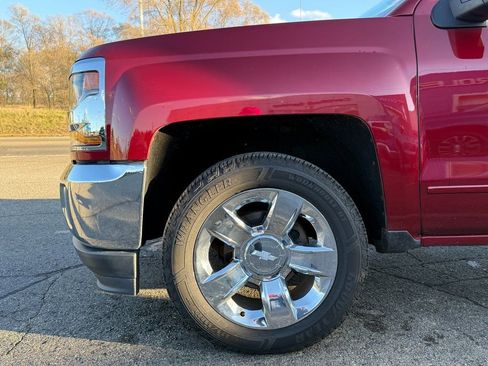 Certified 2018 Chevrolet Silverado 1500 LT w/ LT Eassist Package image 12