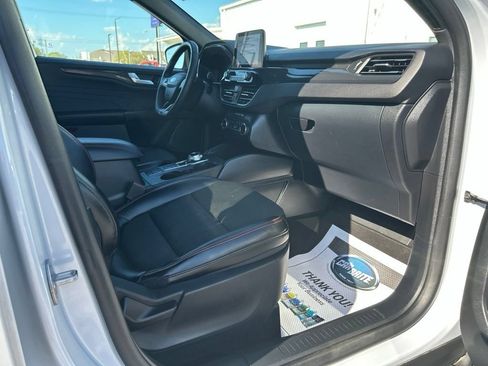 Used 2025 Ford Escape ST-Line Select AWD/4WD image 43