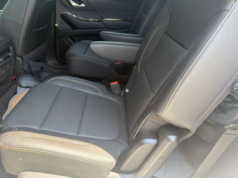 Used 2020 Chevrolet Traverse RS w/ LPO, Floor Liner Package FWD image 14