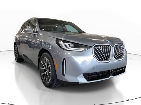 Used 2026 BMW X3 xDrive30i w/ Convenience Package AWD/4WD image 3