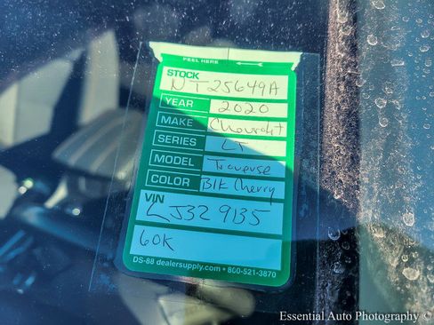 Certified 2020 Chevrolet Traverse LT image 24