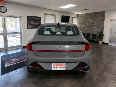 Used 2021 Hyundai Sonata SEL w/ Winter Weather Package FWD image 16