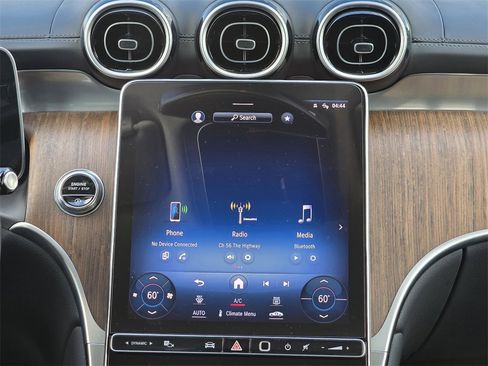 Used 2024 Mercedes-Benz GLC 300 image 18