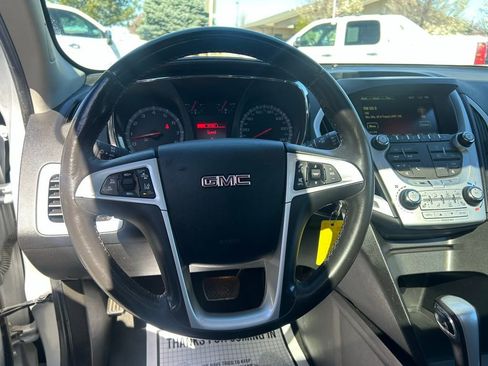 Used 2015 GMC Terrain SLT w/ Cargo Package image 16