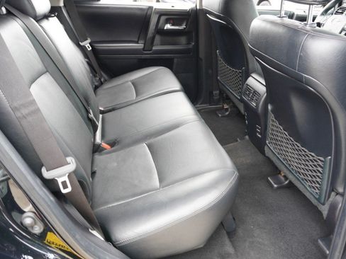 Used 2019 Toyota 4Runner Limited AWD/4WD image 31