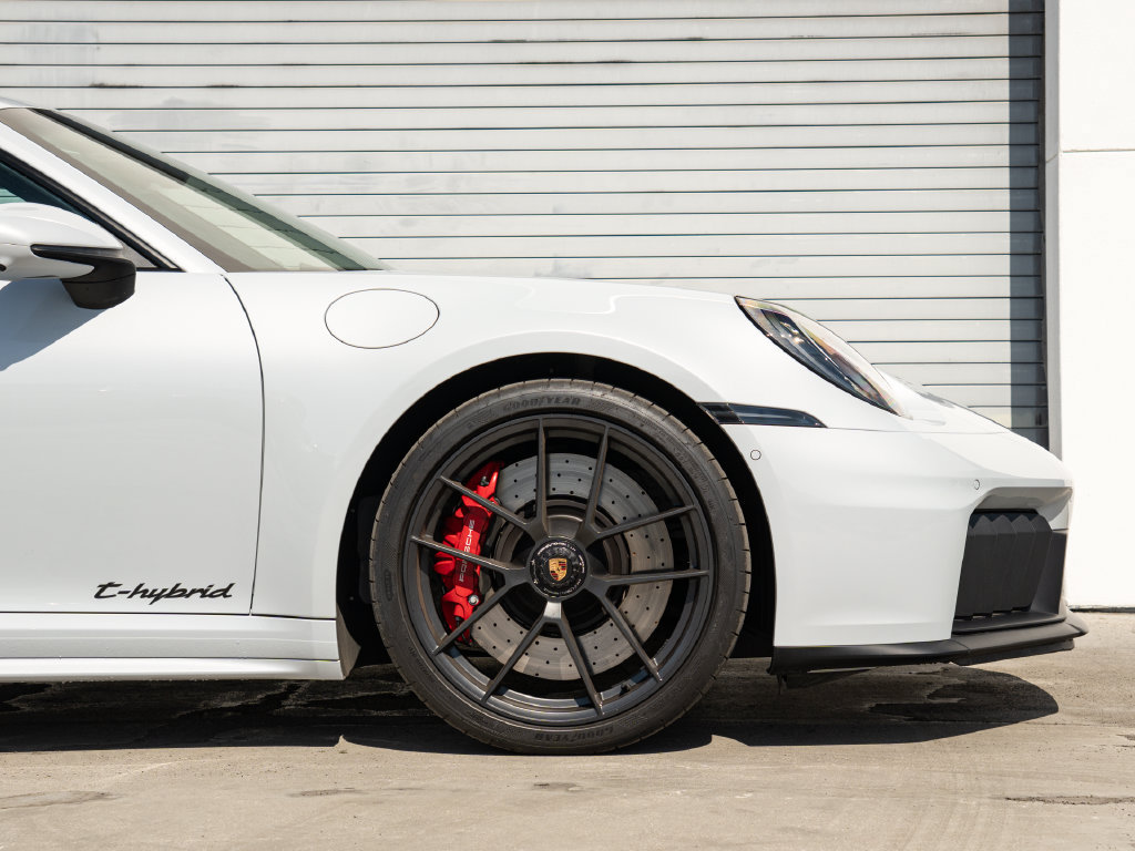 Certified 2025 Porsche 911 Carrera 4 GTS AWD/4WD image 26