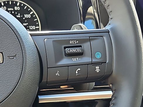 New 2025 Nissan Pathfinder SV w/ Black Appearance Package image 16