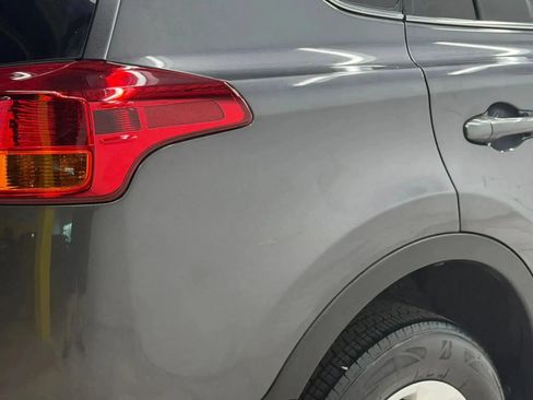 Used 2013 Toyota RAV4 XLE AWD/4WD image 10