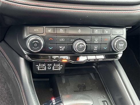 Used 2024 Dodge Durango R/T image 33