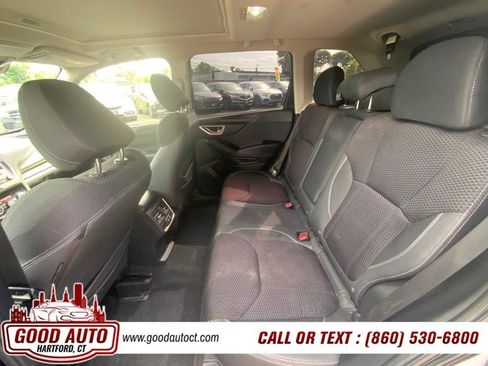 Used 2019 Subaru Forester Premium AWD/4WD image 9