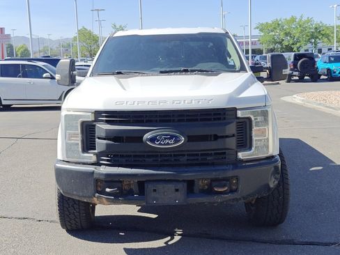 Used 2019 Ford F250 XL w/ Power Equipment Group image 2