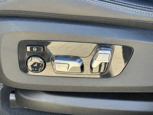 Certified 2023 BMW X7 xDrive40i w/ Executive Package image 20