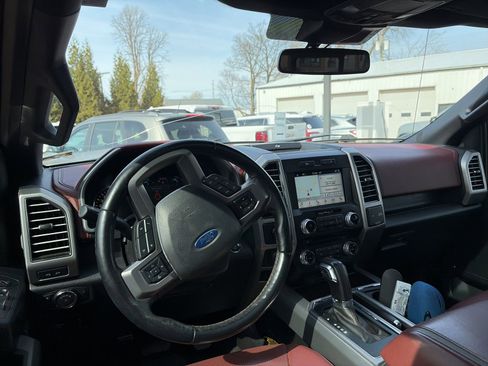Used 2018 Ford F150 Platinum image 8
