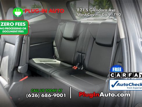Used 2019 Volkswagen Atlas SE w/ Panoramic Sunroof Package FWD image 10