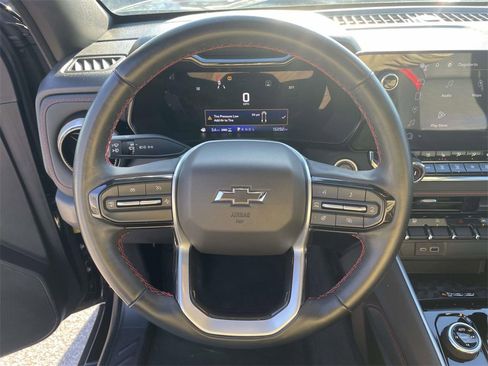 Used 2023 Chevrolet Colorado Z71 w/ Z71 Convenience Package 2 image 18