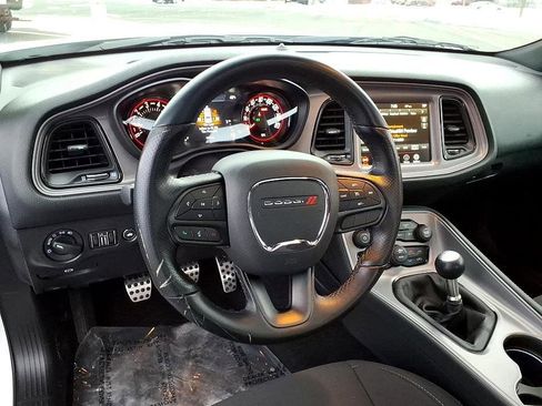 Used 2023 Dodge Challenger R/T w/ Blacktop Package image 28