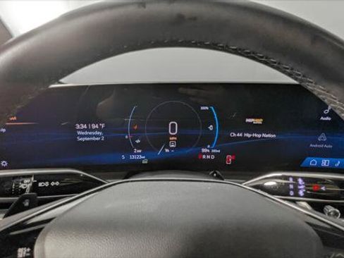 Used 2024 Cadillac Lyriq Tech RWD image 28