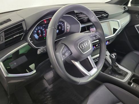 Used 2022 Audi Q3 2.0T Premium w/ Convenience Package AWD/4WD image 21