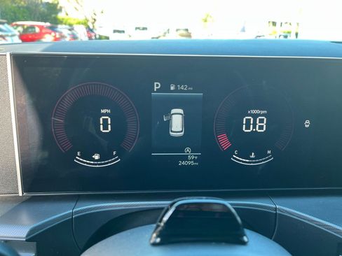 Used 2025 Hyundai Santa Fe SEL image 41